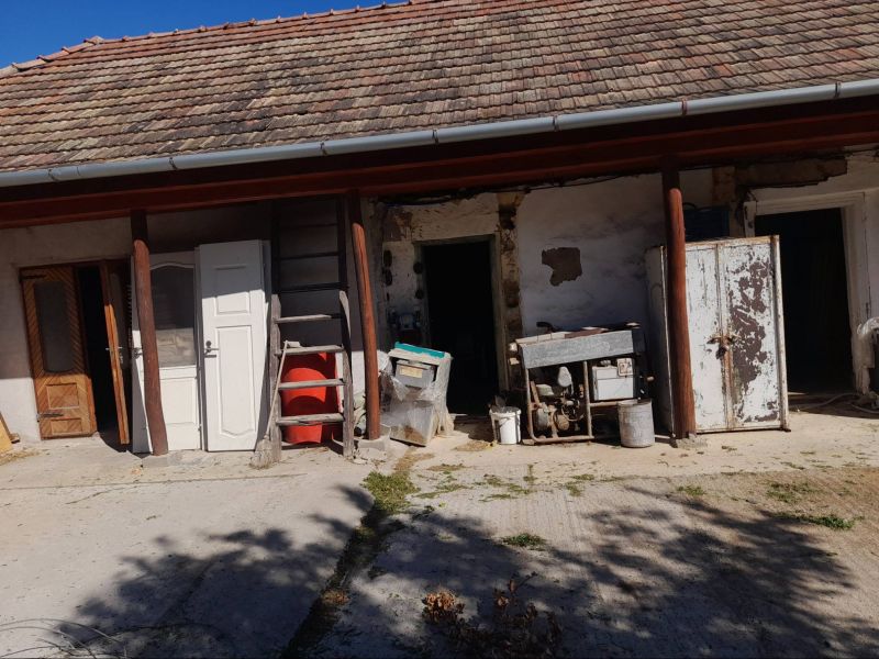 Rodinný dom typ gazdovský -Garadna - 11