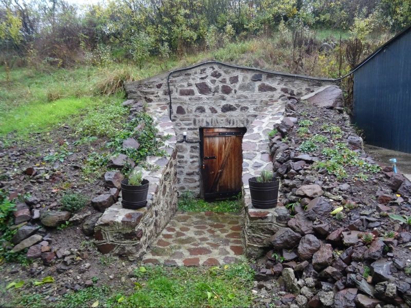 Rodinný dom, chalupa 2 Izbový - Fony - 4