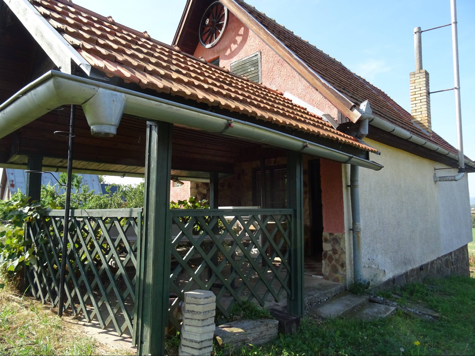 2 - izbová murovaná chata s vinicou, Viničky, Trebišov - okolie